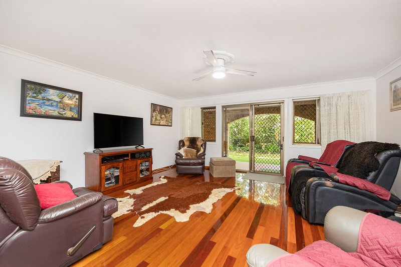 Photo - 89 Chapel Road, Nikenbah QLD 4655 - Image 12