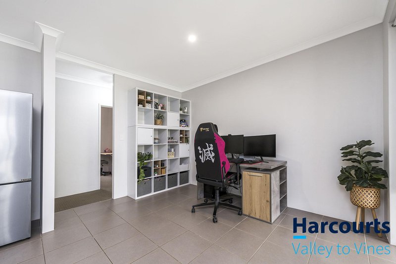 Photo - 89 Cheriton Ave , Ellenbrook WA 6069 - Image 13