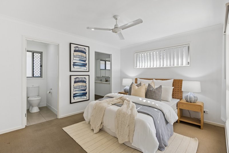 Photo - 89 Cootharaba Crescent, Warner QLD 4500 - Image 14