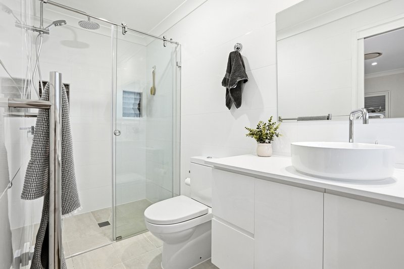 Photo - 89 Darcey Road, Castle Hill NSW 2154 - Image 19