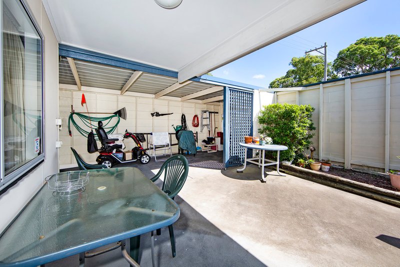 Photo - 89 Diamond Head Drive, Budgewoi NSW 2262 - Image 4