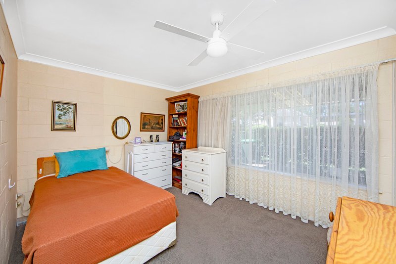 Photo - 89 Diamond Head Drive, Budgewoi NSW 2262 - Image 6