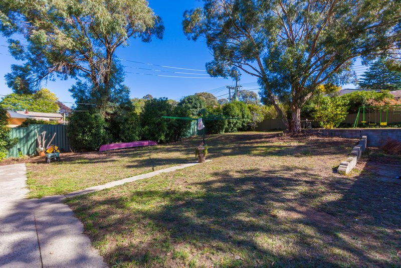 Photo - 89 Florey Drive, Macgregor ACT 2615 - Image 14