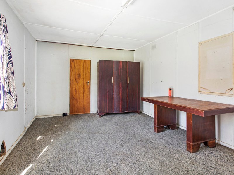 Photo - 89 Foamcrest Ave , Newport NSW 2106 - Image 4