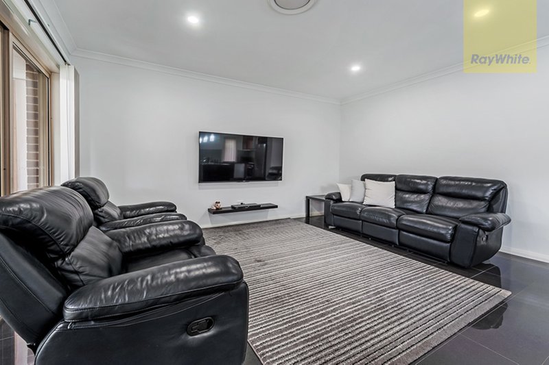 Photo - 89 Gateshead Street, Craigieburn VIC 3064 - Image 7