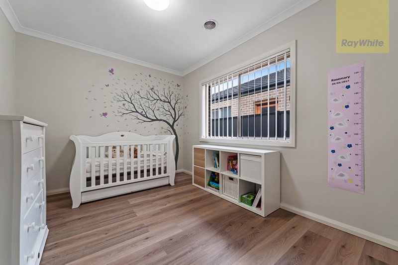 Photo - 89 Gateshead Street, Craigieburn VIC 3064 - Image 9