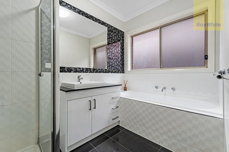 Photo - 89 Gateshead Street, Craigieburn VIC 3064 - Image 12