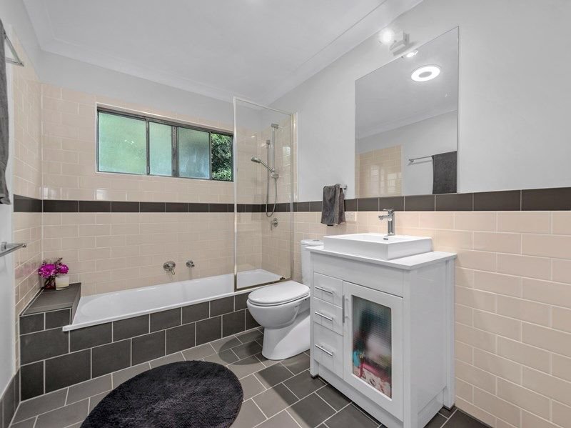 Photo - 89 Gatton Street, Mount Gravatt East QLD 4122 - Image 6