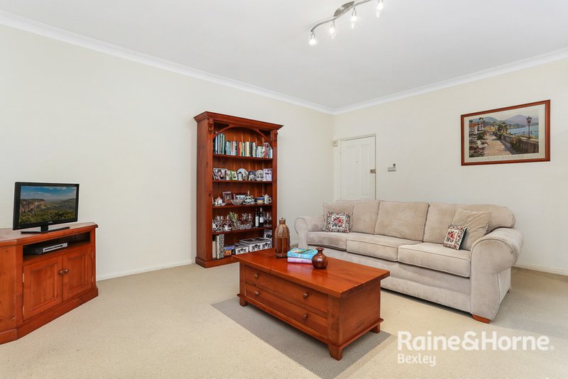 Photo - 8/9 Gladstone Street, Bexley NSW 2207 - Image 2