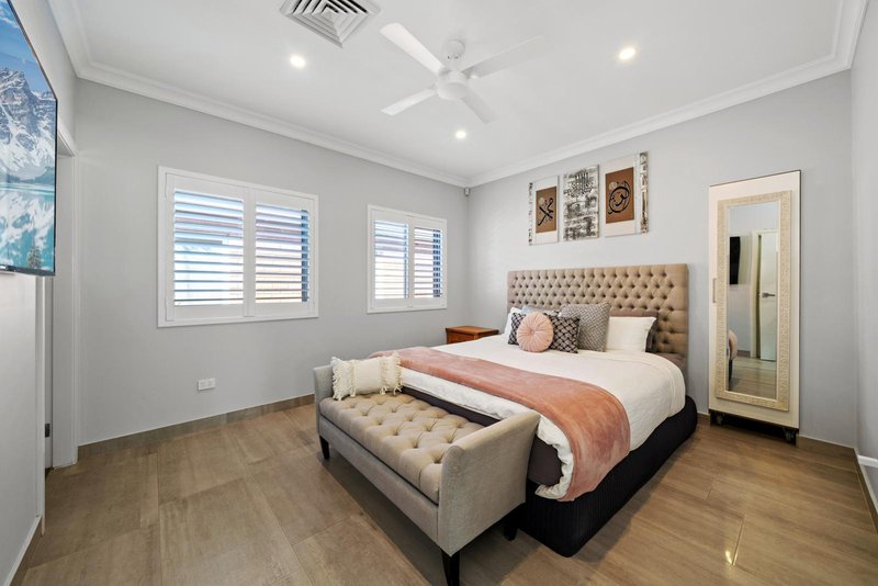 Photo - 89 Glamis Street, Kingsgrove NSW 2208 - Image 6