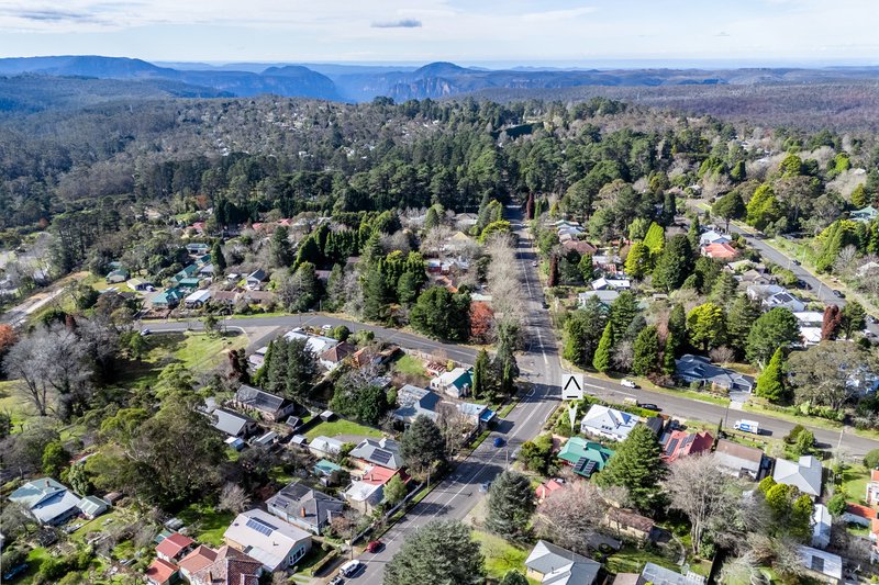 Photo - 89 Govetts Leap Road, Blackheath NSW 2785 - Image 25