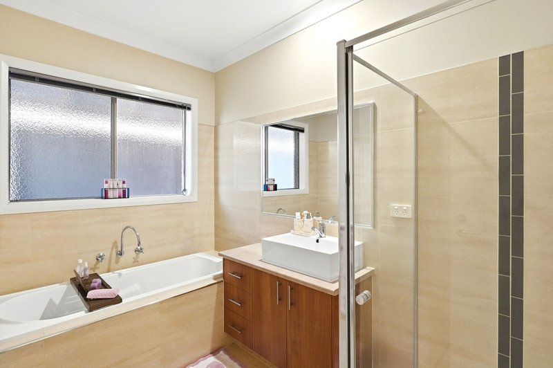 Photo - 89 Halletts Way, Darley VIC 3340 - Image 12
