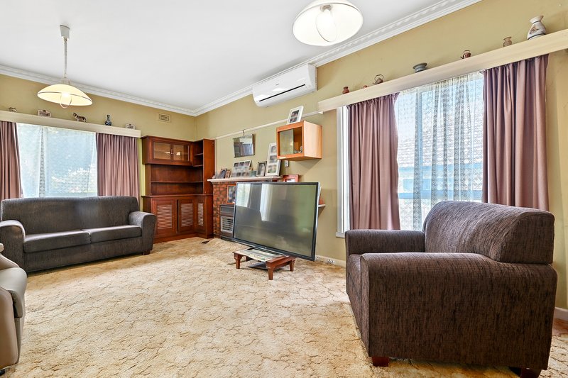 Photo - 89 Harlington Street, Clayton VIC 3168 - Image 3