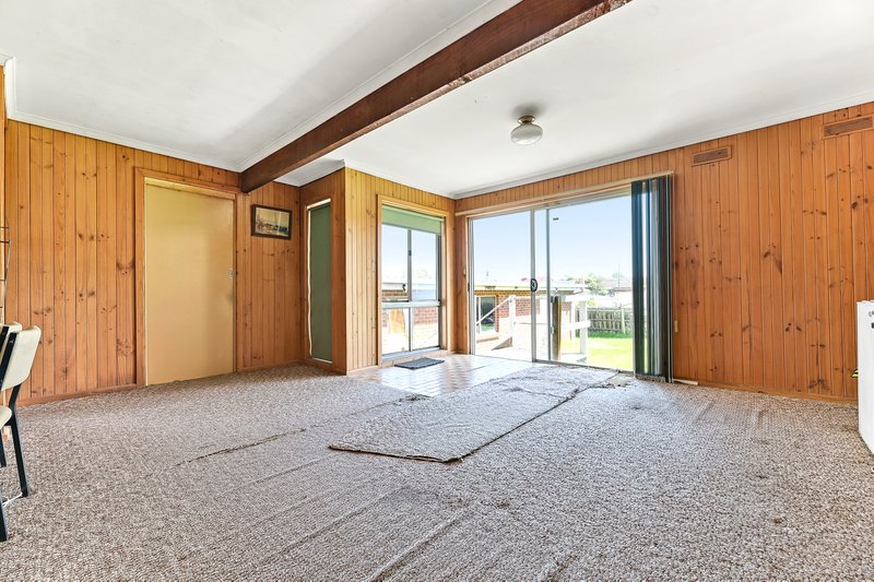 Photo - 89 Harlington Street, Clayton VIC 3168 - Image 6