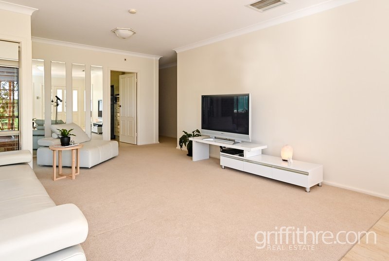 Photo - 89 Holt Road, Griffith NSW 2680 - Image 7