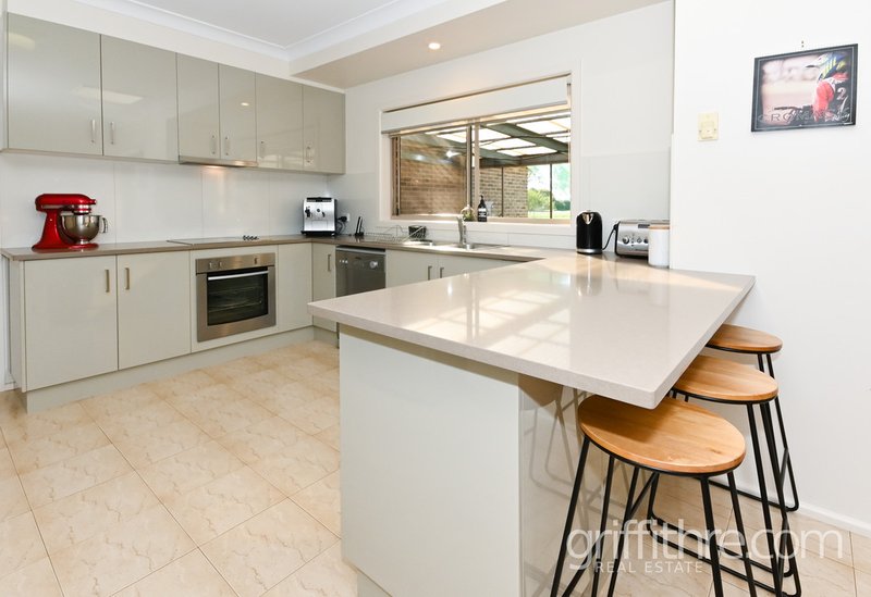 Photo - 89 Holt Road, Griffith NSW 2680 - Image 12