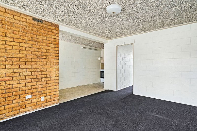 Photo - 8/9 Kelvinside Road, Noble Park VIC 3174 - Image 4