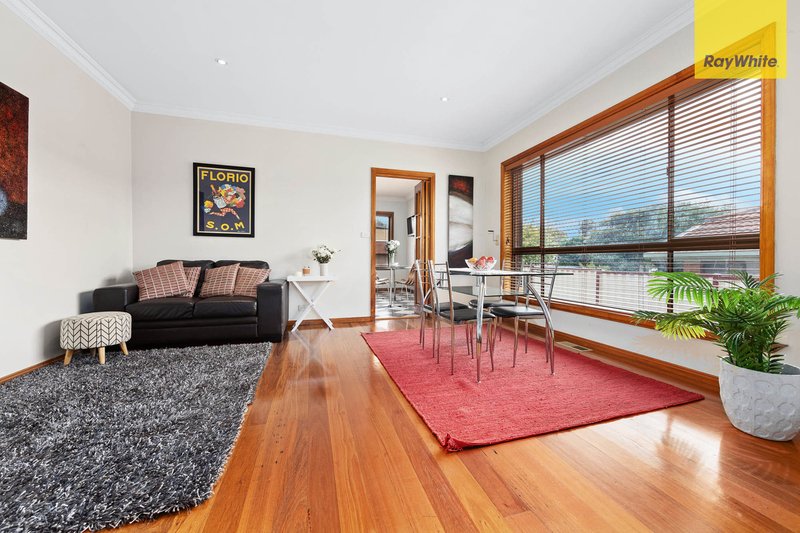 Photo - 89 Kingdom Avenue, Kings Park VIC 3021 - Image 5