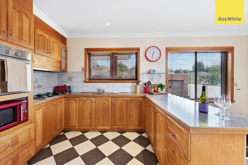 Photo - 89 Kingdom Avenue, Kings Park VIC 3021 - Image 6