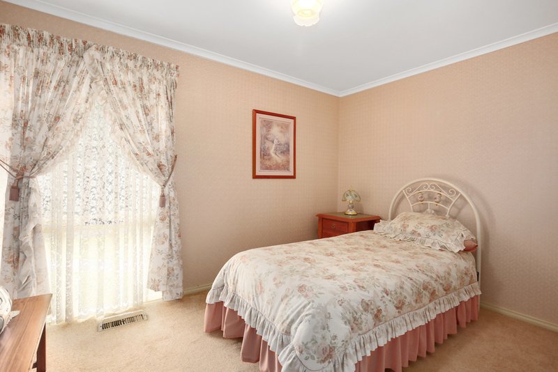 Photo - 89 Lakeview Drive, Lilydale VIC 3140 - Image 14