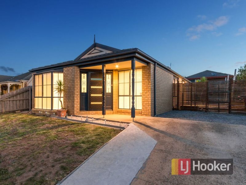 89 Laura Drive, Hampton Park VIC 3976