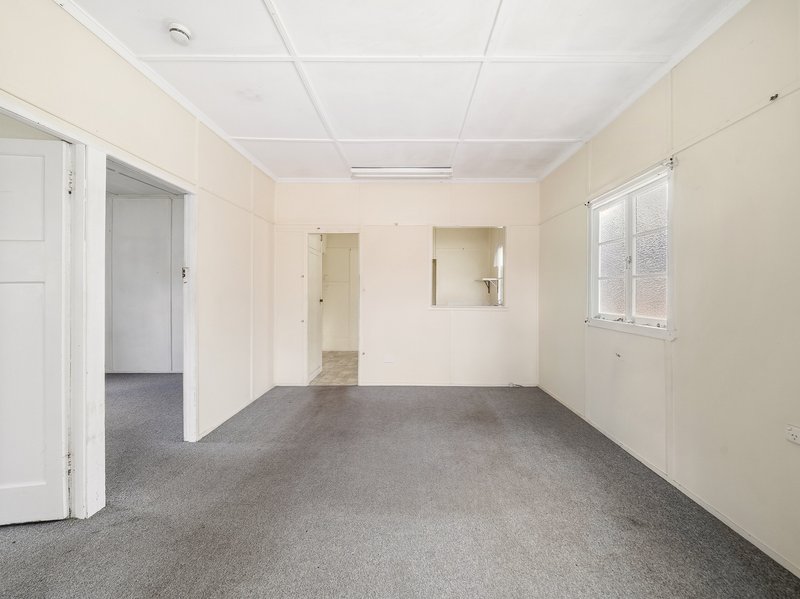 Photo - 89 Maine Road, Clontarf QLD 4019 - Image 5