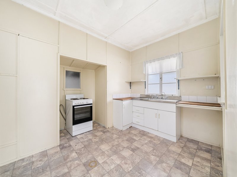 Photo - 89 Maine Road, Clontarf QLD 4019 - Image 8