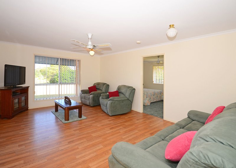 Photo - 89 Mal Campbell Drive, Craignish QLD 4655 - Image 2