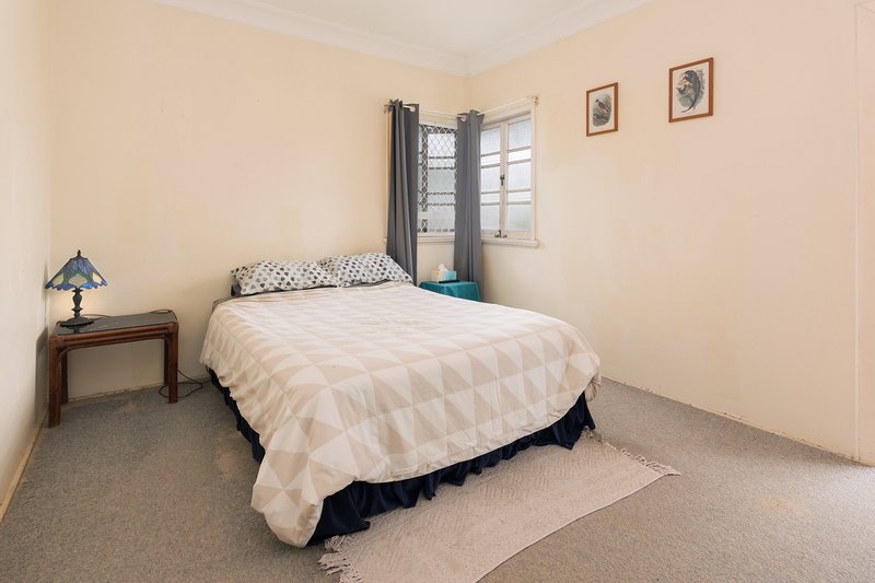 Photo - 89 Mein Street, Hendra QLD 4011 - Image 6