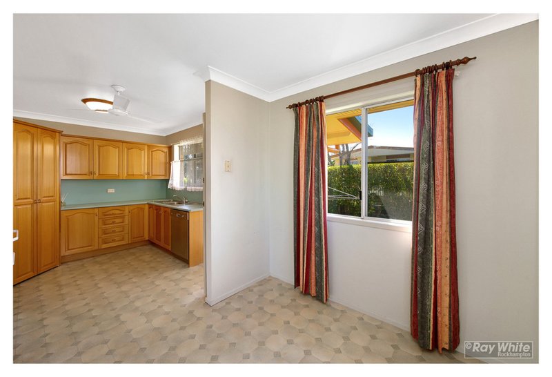 Photo - 89 Menzies Street, Park Avenue QLD 4701 - Image 6