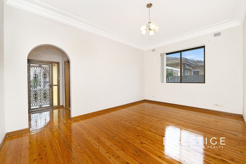 Photo - 89 Mimosa Street, Bexley NSW 2207 - Image 2