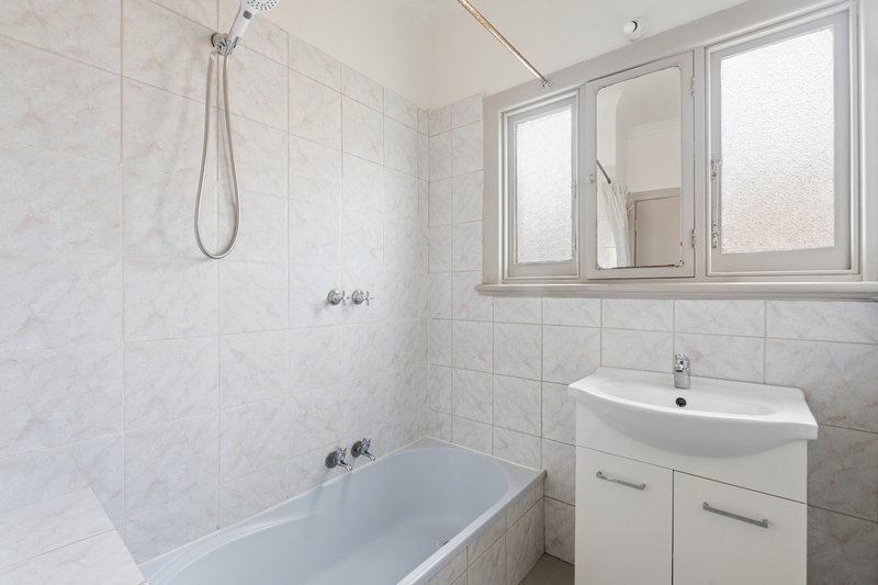 Photo - 89 Miranda Road, Reservoir VIC 3073 - Image 8