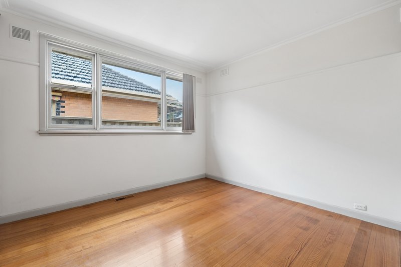 Photo - 89 Miranda Road, Reservoir VIC 3073 - Image 9