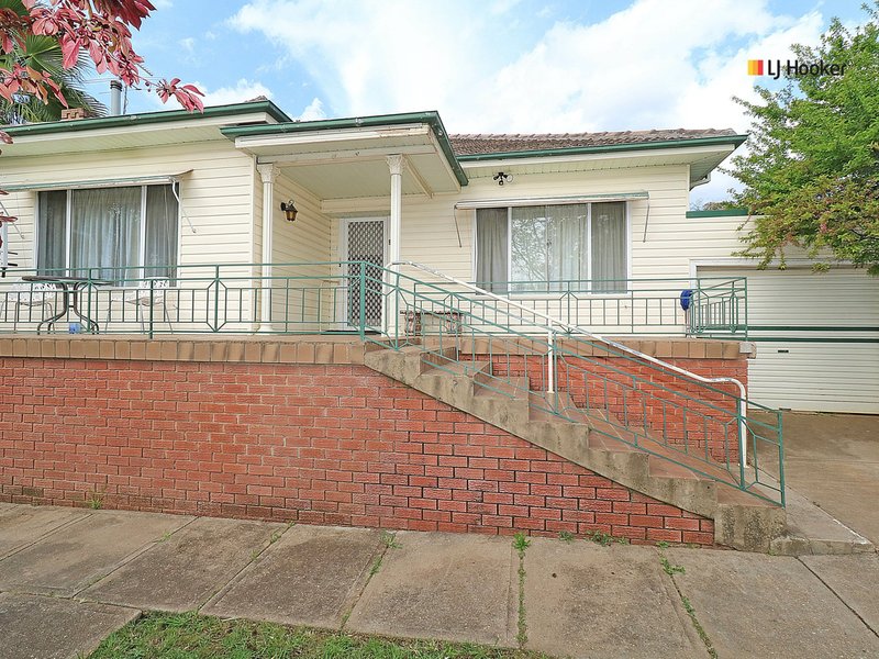 89 Mitchelmore Street, Turvey Park NSW 2650