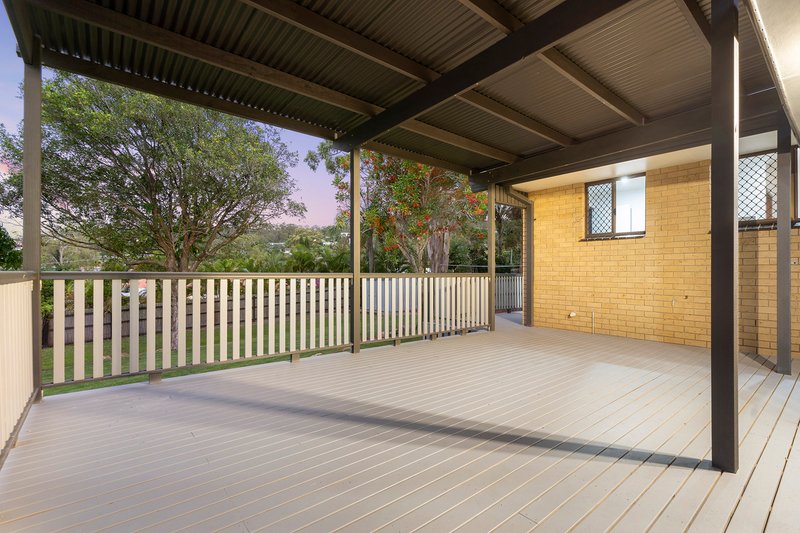 Photo - 89 Mount Warren Boulevard, Mount Warren Park QLD 4207 - Image 17