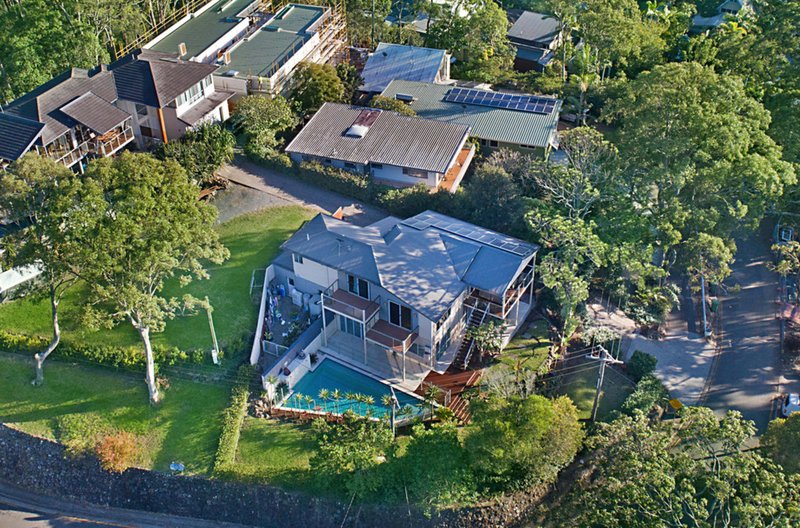 Photo - 89 Ocean Parade, Burleigh Heads QLD 4220 - Image 2