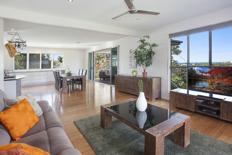 Photo - 89 Ocean Parade, Burleigh Heads QLD 4220 - Image 6