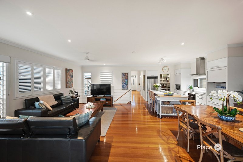 Photo - 89 Pear Street, Greenslopes QLD 4120 - Image 4