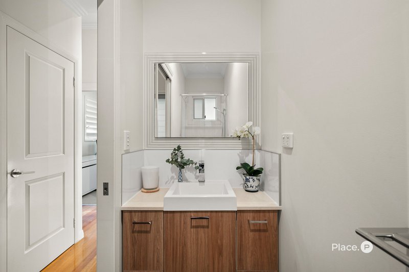 Photo - 89 Pear Street, Greenslopes QLD 4120 - Image 14