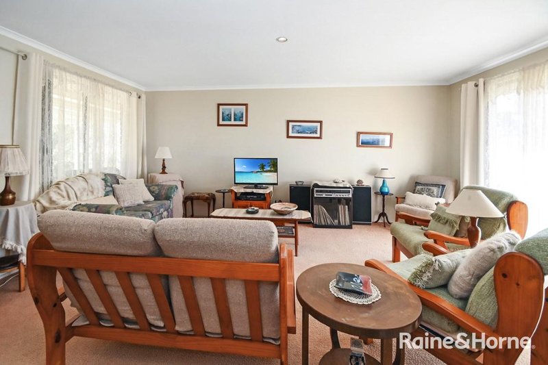 Photo - 89 Prince Edward Avenue, Culburra Beach NSW 2540 - Image 3