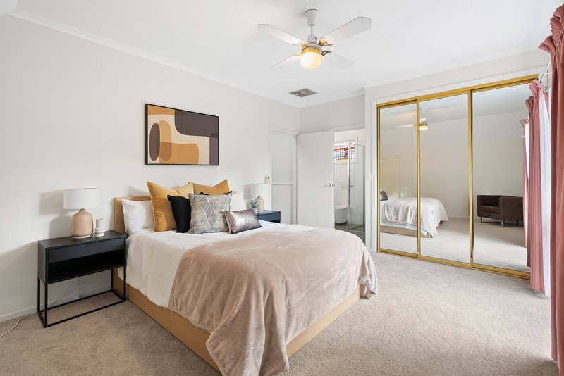 Photo - 89 Renou Road, Wantirna South VIC 3152 - Image 6