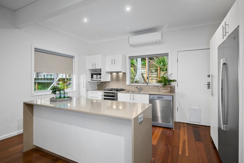 Photo - 89 Rickard Road, North Narrabeen NSW 2101 - Image 3