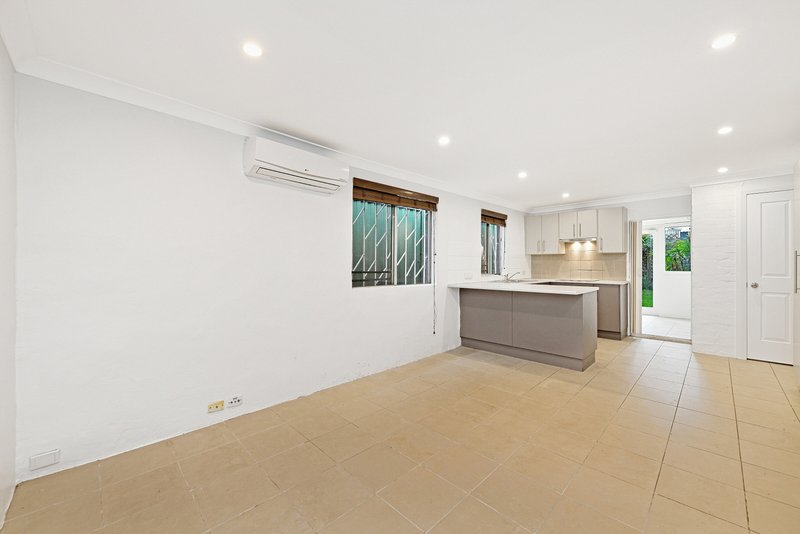 Photo - 89 Rochford Street, Erskineville NSW 2043 - Image 5