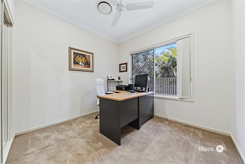 Photo - 89 Salvado Drive, Pacific Pines QLD 4211 - Image 11