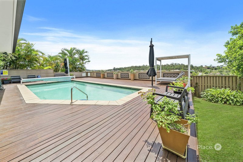 Photo - 89 Salvado Drive, Pacific Pines QLD 4211 - Image 15