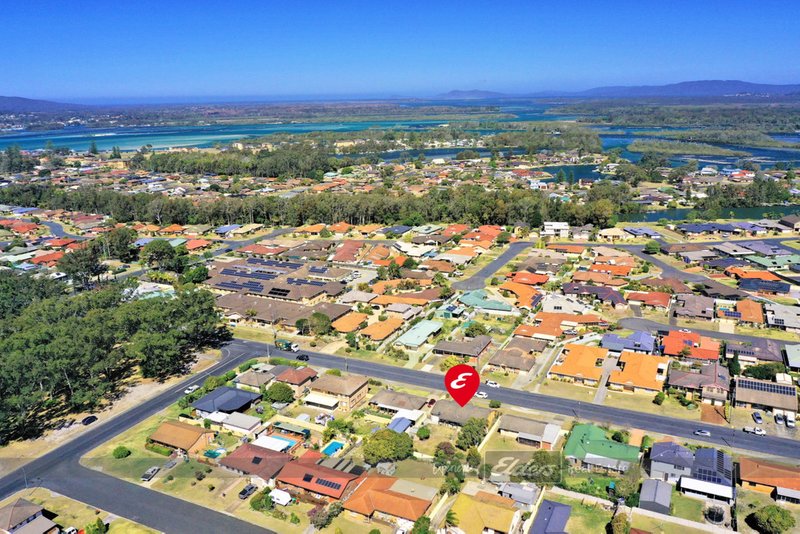 Photo - 89 South Street, Tuncurry NSW 2428 - Image 14