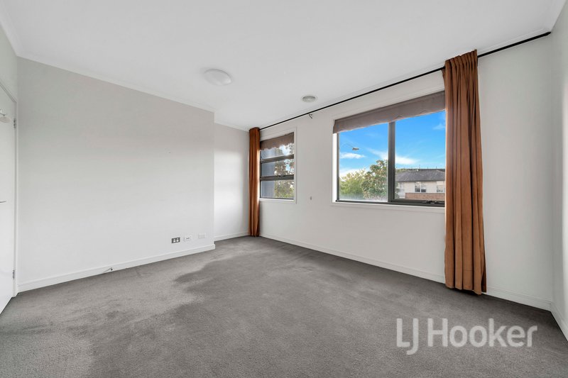 Photo - 89 Stadium Circuit, Mulgrave VIC 3170 - Image 13