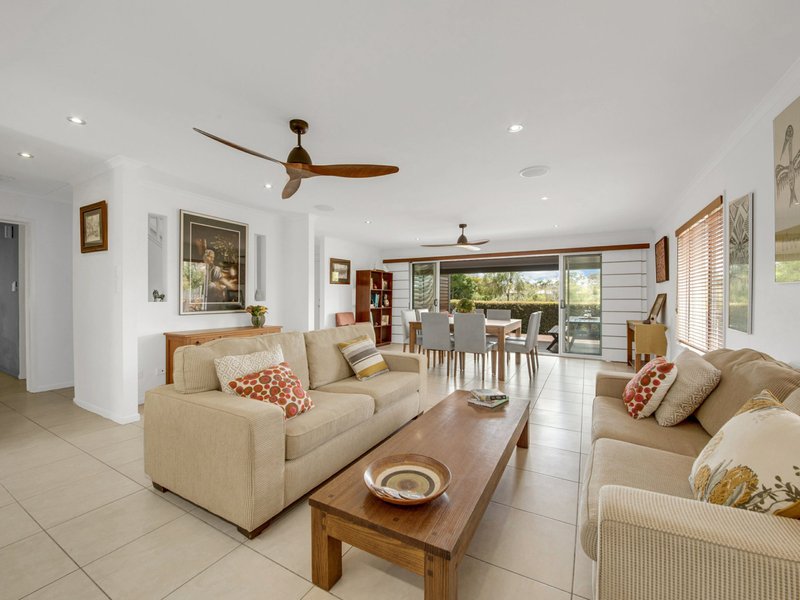 Photo - 89 Tarcoola Drive, Boyne Island QLD 4680 - Image 8