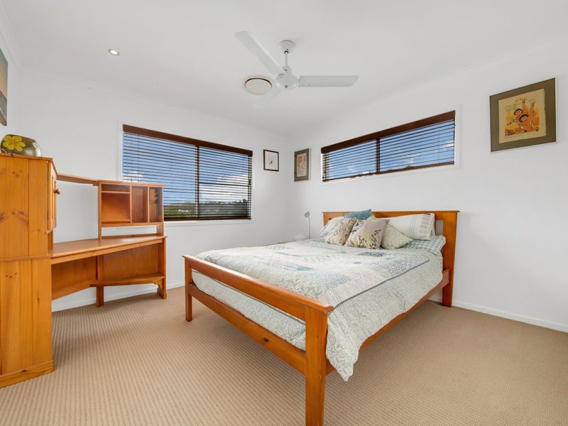 Photo - 89 Tarcoola Drive, Boyne Island QLD 4680 - Image 17