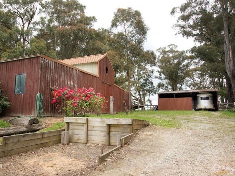 Photo - 890 Bessie Creek Road, Nar Nar Goon North VIC 3812 - Image 4